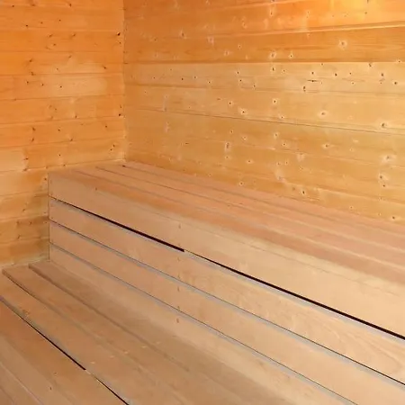 Plans Mayens Sleeps 8 Wifi Holiday home